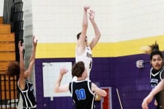 Tuesday night Leopard #4 Will Tigue towers over Anclote to make a shot for Hernando. Photo by Cheryl Clanton.