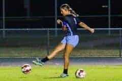 Wednesday night 12/14/22 Shark Senior #9 Ariana Wilson warms up against Springstead. Photo by Cheryl Clanton.