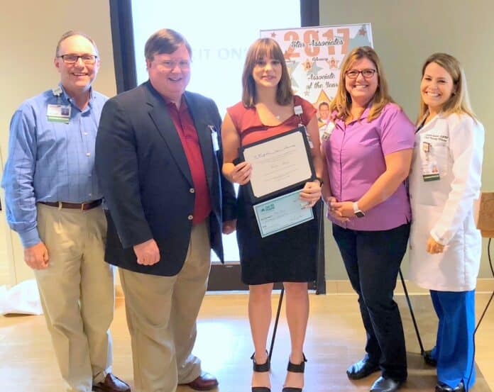  Katie Stacy and Oak Hill Senior Management pose with her recognition. L to R:  Edward Nast, MD, Chief Medical Officer; Mickey Smith, CEO; Katie Stacy, Cathy Edmisten, VP of Operations; Leanne Salazar, CNO.