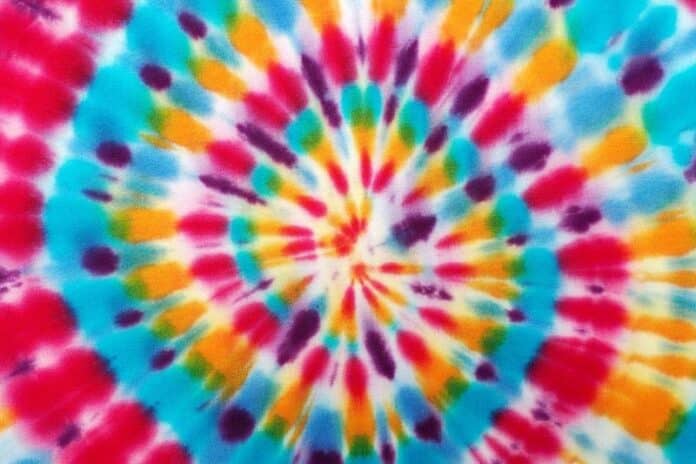 Create hypnotic designs with your new tie dye shirts