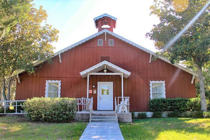 The Little Red Schoolhouse located on Kenlake Avenue in Spring Hill. Photo by Alice Mary Herden