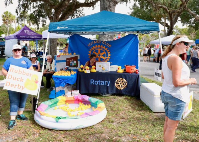 Rotary Club's Rubber Duck Derby. Photo by Trevor Barlow, Monocle Design Solutions.