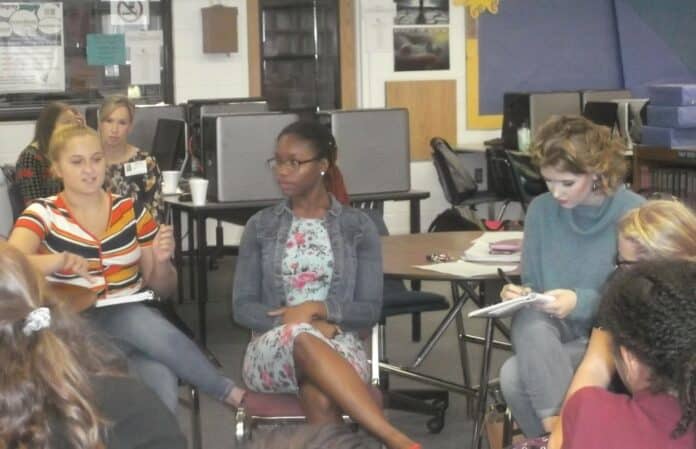  Sophia Torres (3rd from left) meeting with some of the student delegates