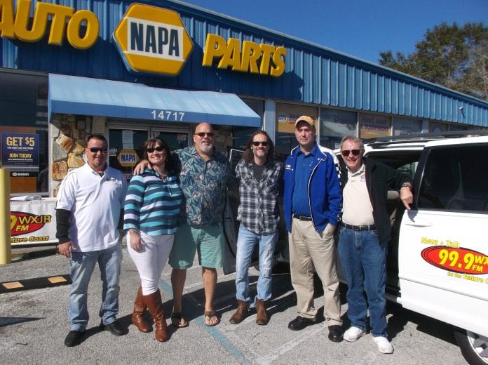 Stephanie and Mike Shaw (2nd and 3rd from left), Bo Bice (4th from left) with members of NAPA, Golden Oldies and WWJB 