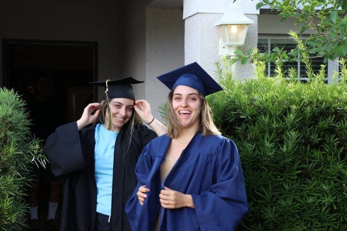 Olivia Hatten & Samantha Hatten (Twin Homeschool Graduates)