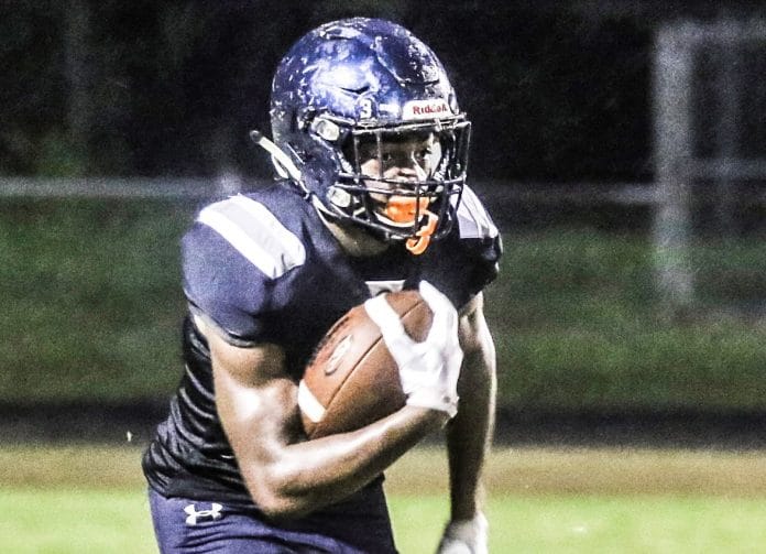 Contae Cason with the ball in August 2019.  Photo by Cheryl Clanton