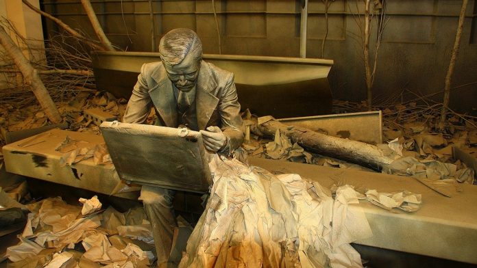 A bronze statue of a businessman sitting on a bench -- called Double Check -- by artist John Seward Johnson II (1982) was located in Liberty Park, across from the World Trade Center. 