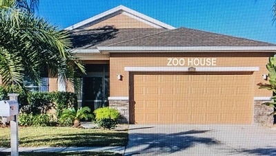Zoo house