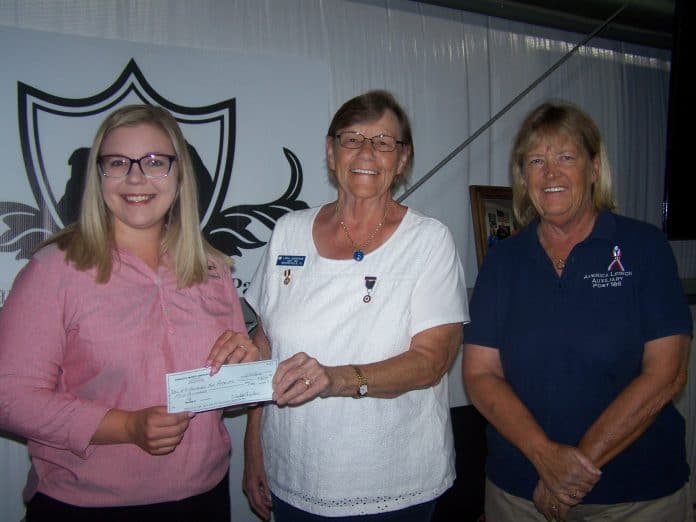 Jen Licata, Lynda Anderson and Joanne Holobinka.