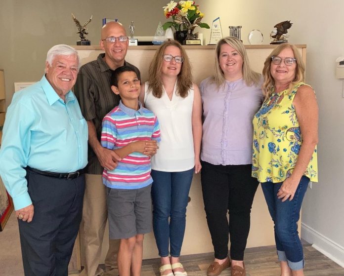 From left to right family friend Dr. Dennis Wilfong, Steven Beiler, Elison Beiler, Rachael Beiler,Webster Staffer Christa Tanner, and Sanda Bassett.  Photo courtesy of Congressman Daniel Webster (R-FL-11)