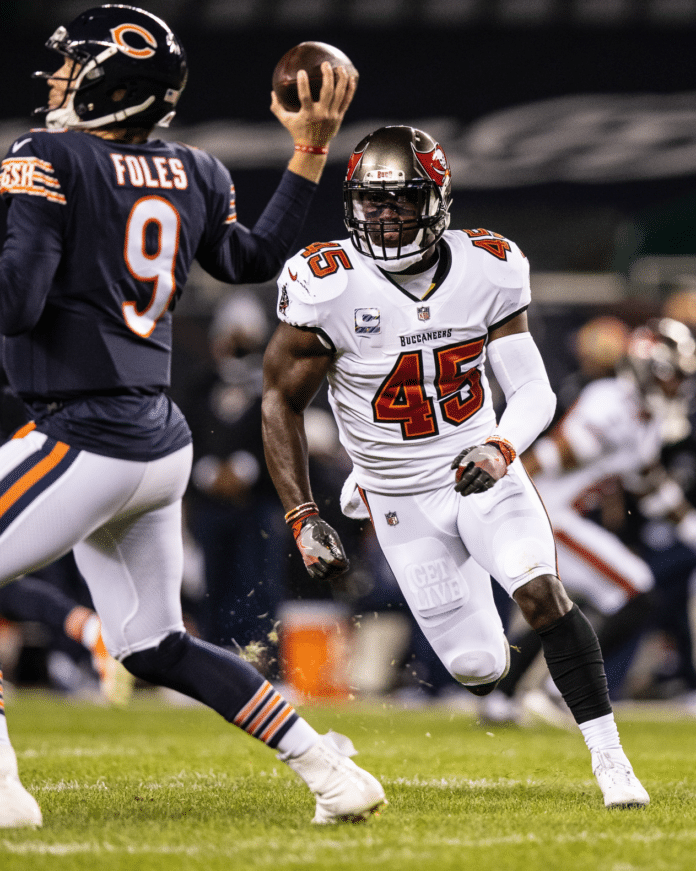 Bucs Devin White sets his eyes on Chicago Bears QB Nick Foles.