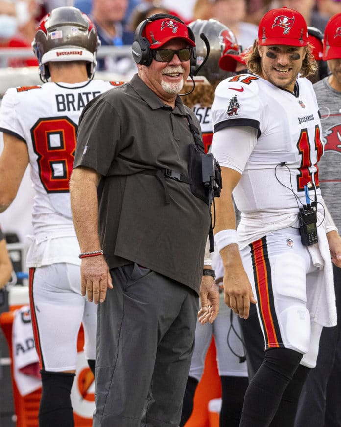 TAMPA, FL - September 19, 2021 - Head Coach Bruce Arians and Quarterback Blaine Gabbert #11 of the Tampa Bay Buccaneers during the game between the Atlanta Falcons and Tampa Bay Buccaneers at Raymond James Stadium. The Buccaneers won the game, 48-25. Photo By Jason Parkhurst/Tampa Bay Buccaneers