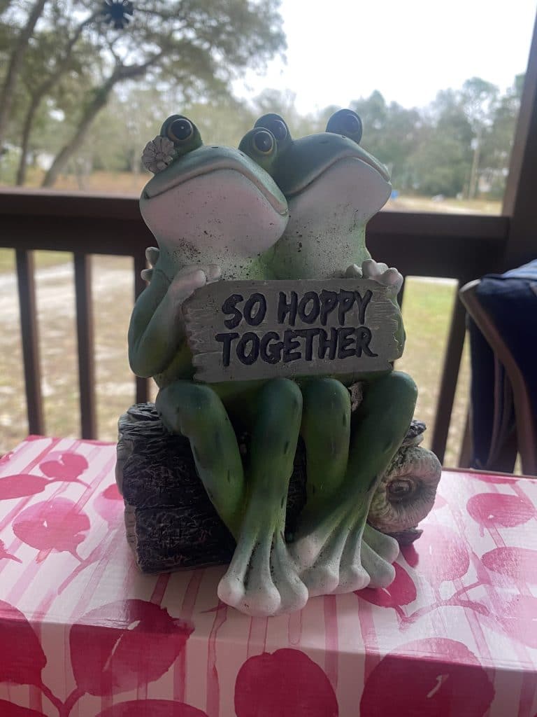 Frog Sculpture for Valentine's Day