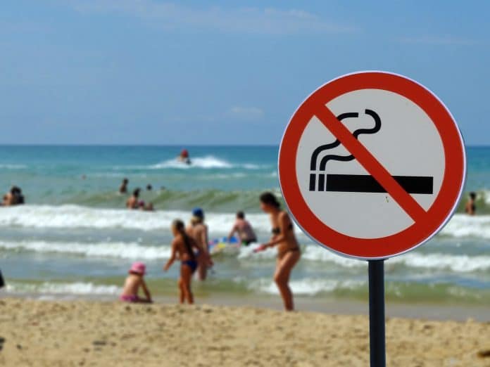Sign Smoking is not allowed on the beach.