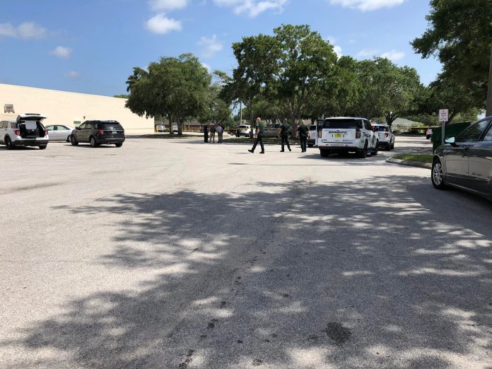 HCSO Investigates shooting at Publix in Spring Hill at Mariner and County Line Rd. Photo courtesy of HCSO.