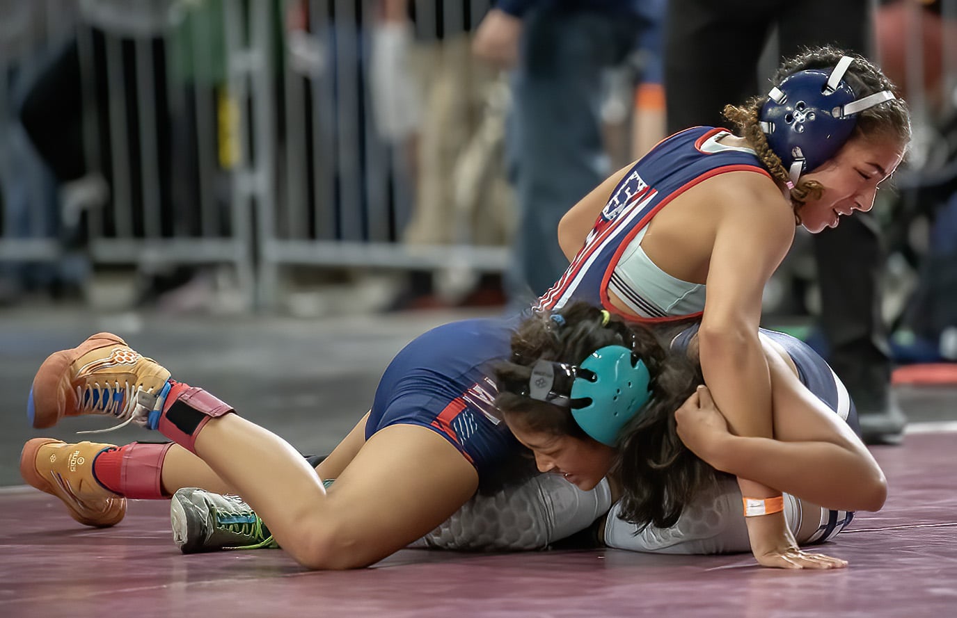 Springstead High’s 105-pound Gianella Waczak took on Helena Alcantar from Gulf Breeze High, losing the decision 5-7 in the second round of the FHSAA IBT Championships in Kissimmee. Photo by JOE DiCRISTOFALO
