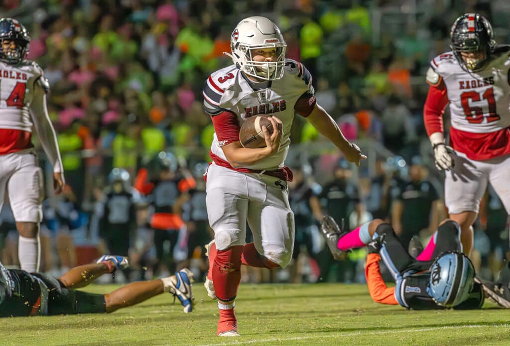 Springstead ,3, P.J. Class on the way for an 18 yard touchdown. Photo by Joe DiCristofalo 9/8/23