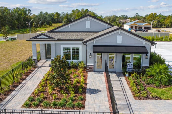 M/I Homes of Tampa 3/2, 2095 living sq. ft 888 Hillshire Place, Spring Hill, 34609 mihomes.com 813-345-3674