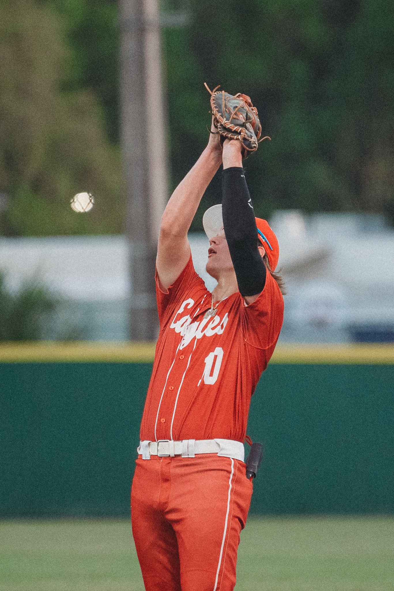 Michael Dressendorfer (Sr) of Springstead catches a pop-up. [Photo by Cynthia Leota]