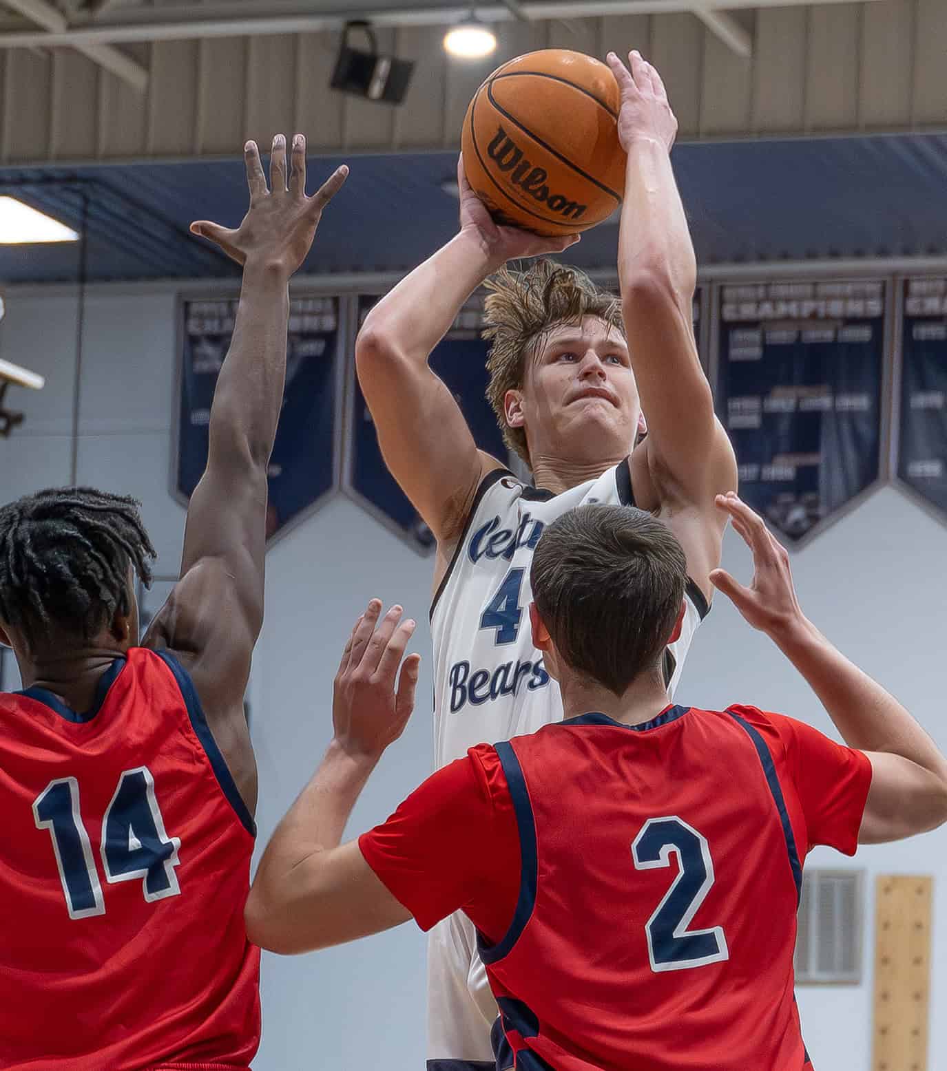 Central High, 4, Braden Joyner shoots over the Springstead defense at Central High. [Photo by Joe DiCristofalo]