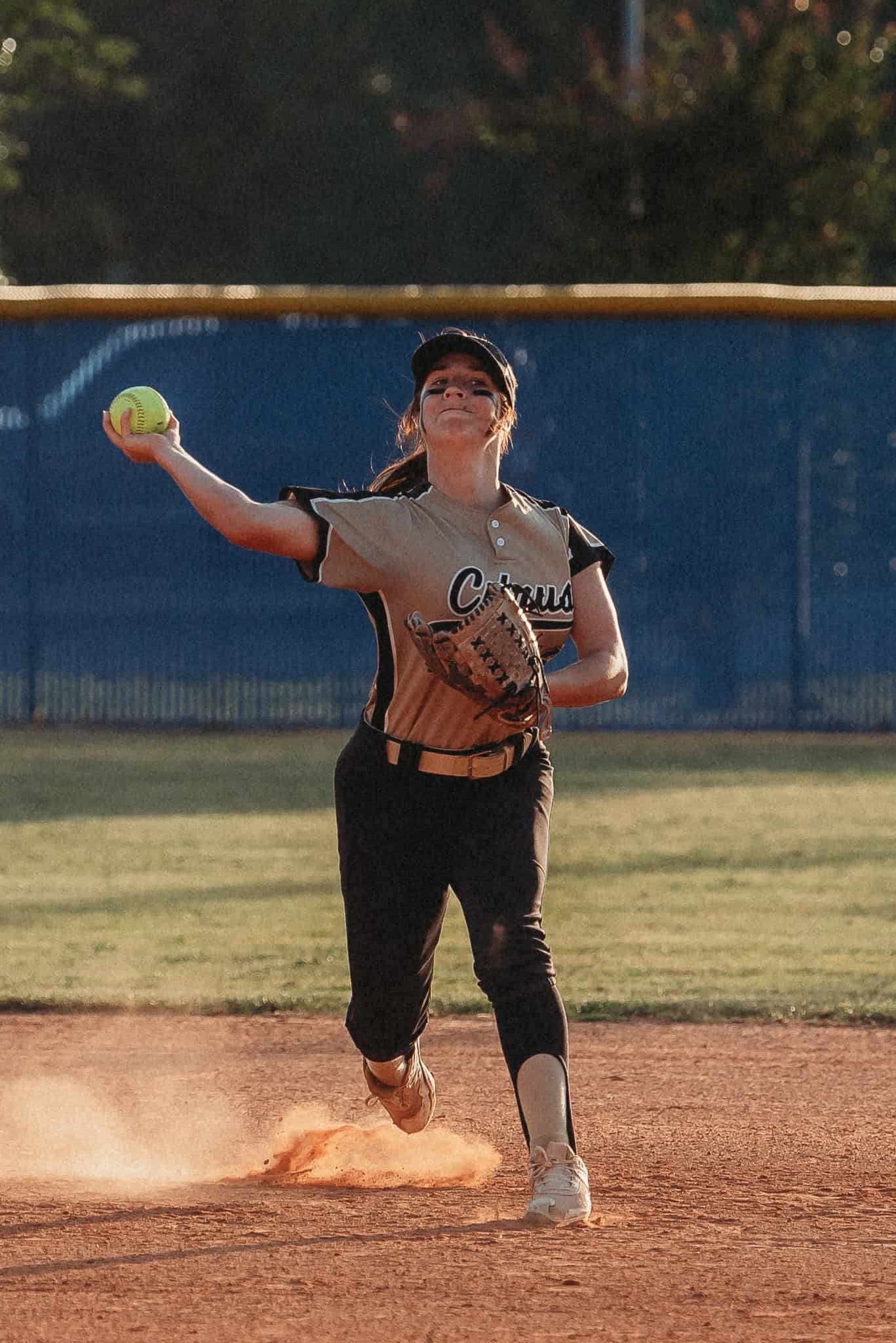 Citrus' pitcher Kaylin Smith pitches 15-5 win against Springstead. [Photo by Cynthia Leota]