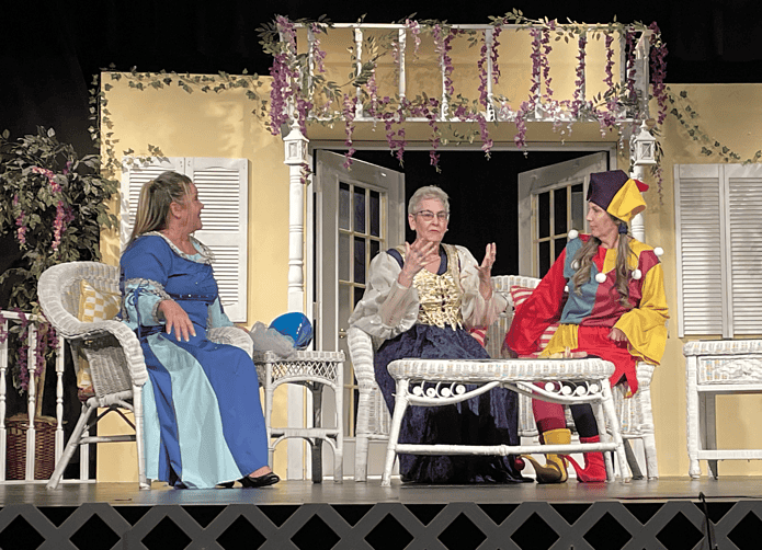 (L-R) Beccy Porter, Ellen Hutt, Charlene Adams [Photo by Sarah Nachin]