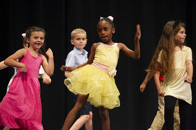 (L to R) Skylar High, Yvnicka Bora and Grace Wessels in "Evolution of Dance"