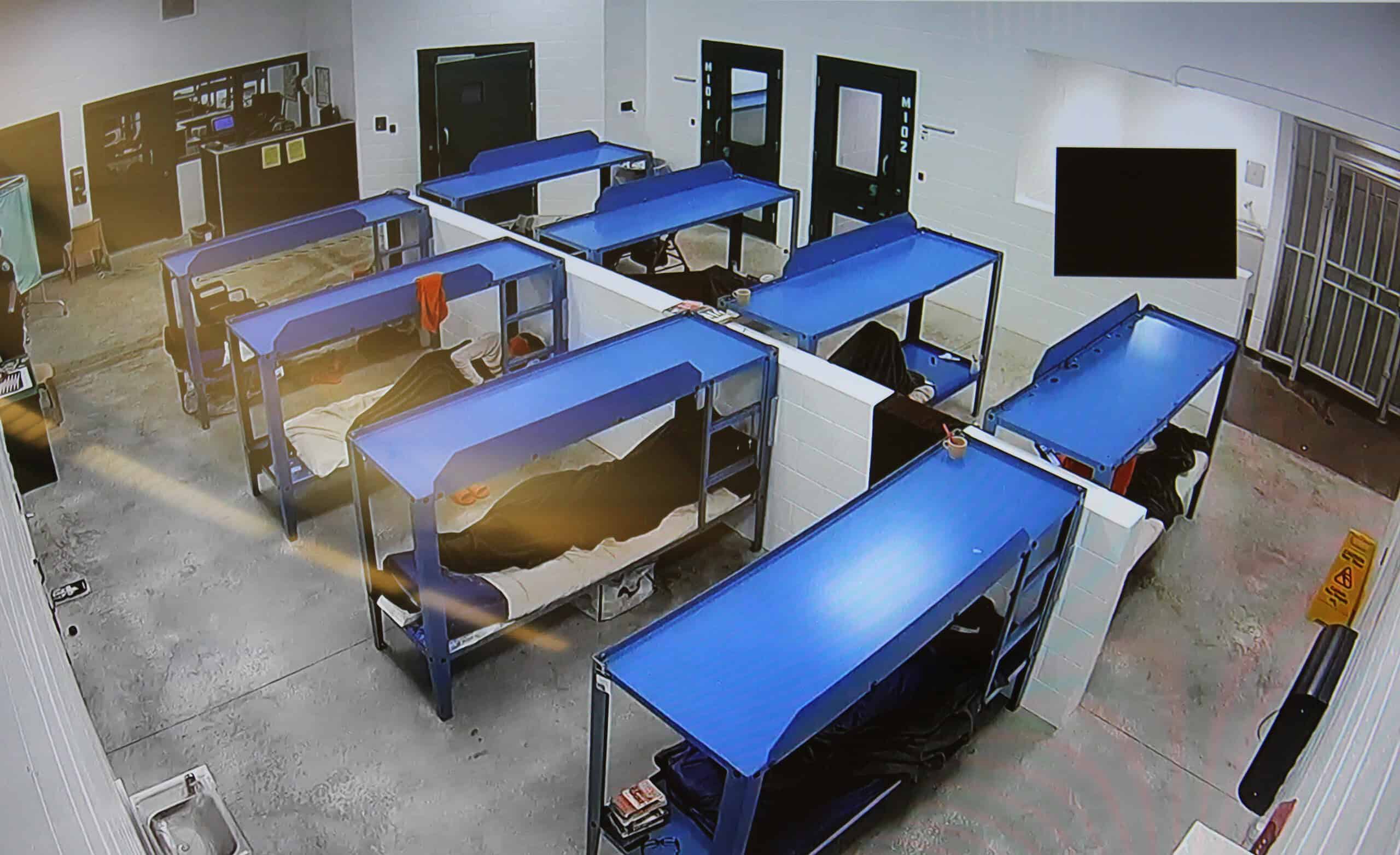 Inmate Bunks in Medical Unit [Credit: HCSO]