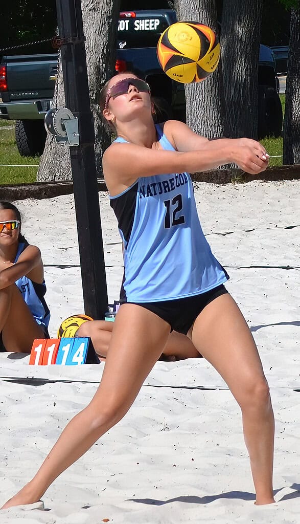Ava Ferlita of Nature Coast returns a shot against Hernando on Wednesday at Tom Varn Park [Credit: Chris Bernhardt Jr.]